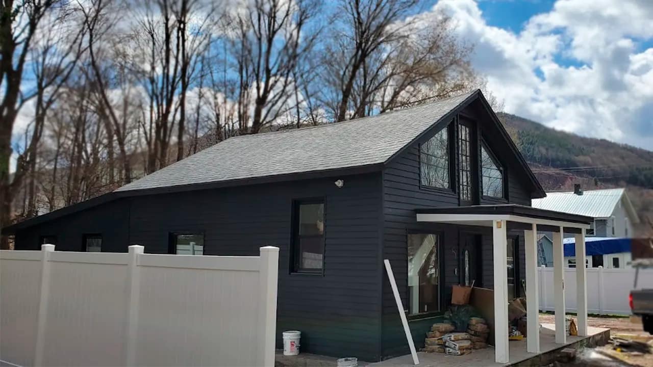 Navigating Winter Roofing(1) fantastic job